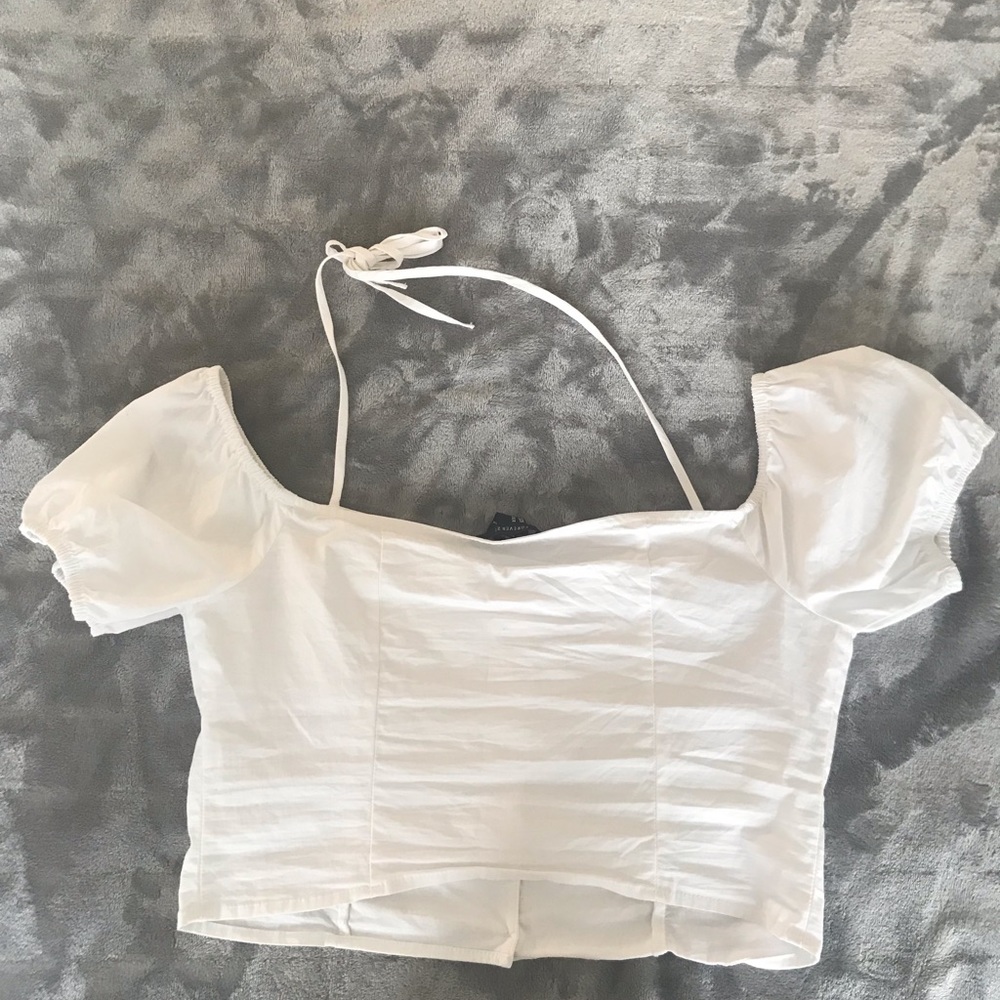 Button-Up Crop Top - Picture 3 of 3